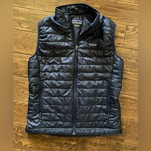 Like new mens Patagonia puffer vest M